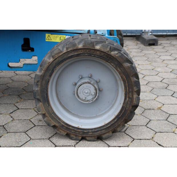 2012 Genie Z-45/25J-42101855