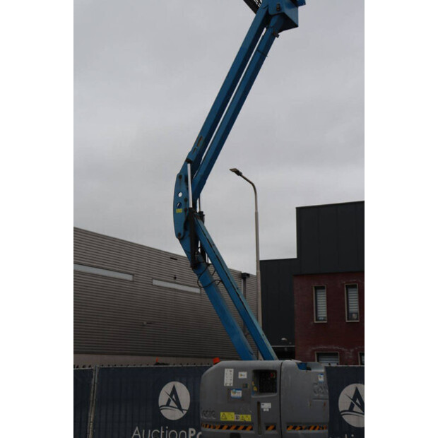 2012 Genie Z-45/25J-42101869