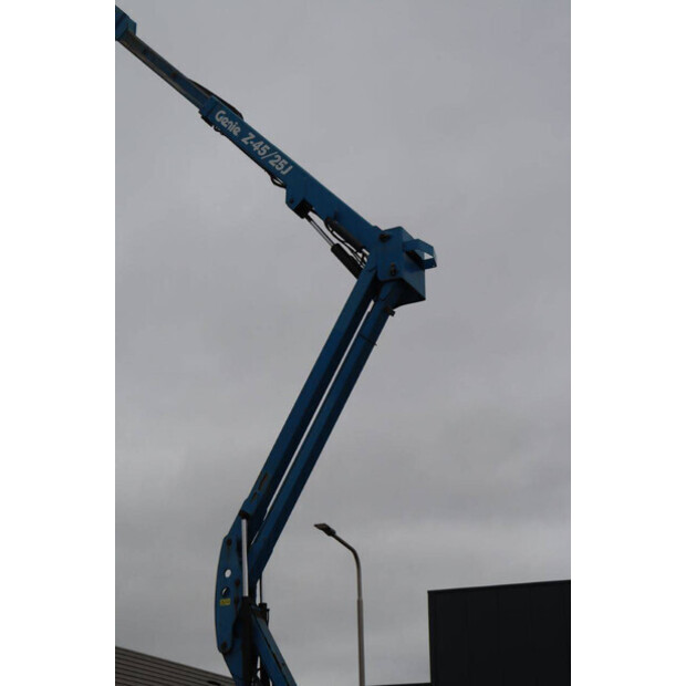 2012 Genie Z-45/25J-42101870