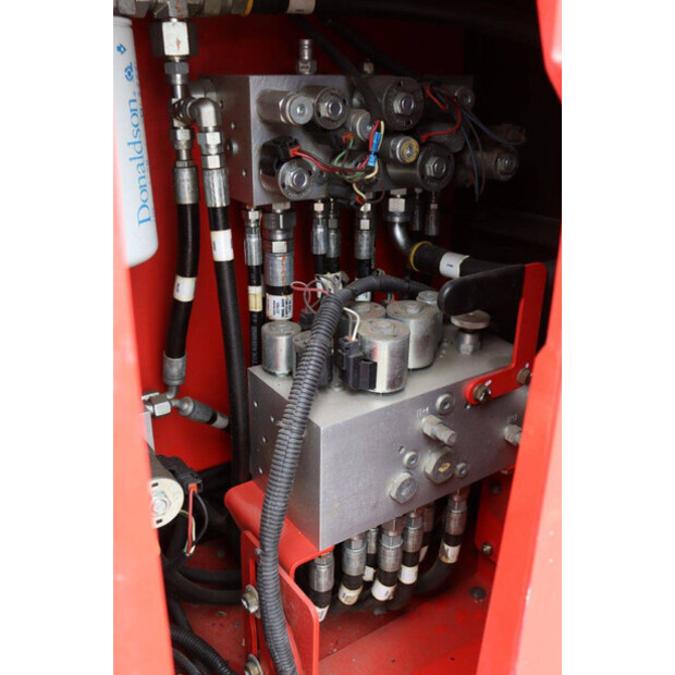 2012 Manitou 120SC-2-42102015