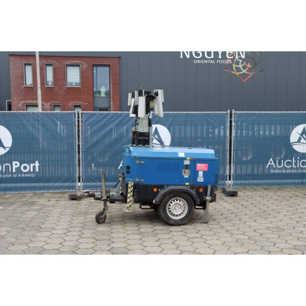 2012 Towerlight VB9LR-1451-42102135