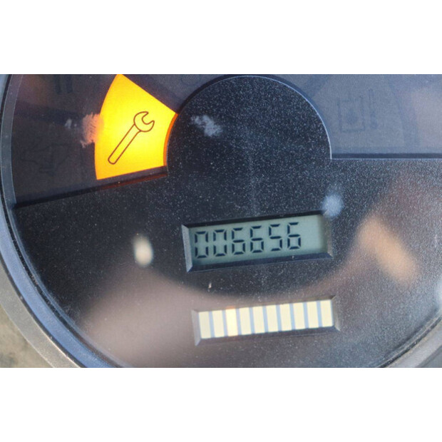 1998 لانسينج E30-01-42102776