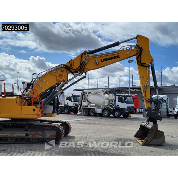 2017 ليبهير R926 LC-42103031