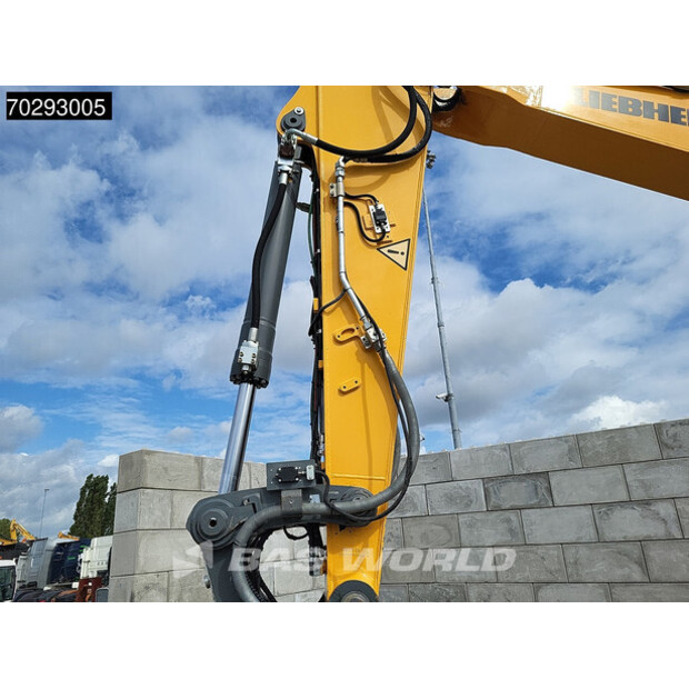 2017 ليبهير R926 LC-42103033