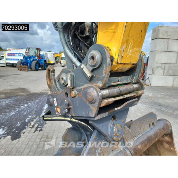 2017 ليبهير R926 LC-42103035