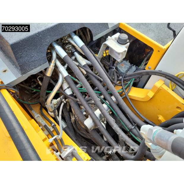 2017 ليبهير R926 LC-42103050