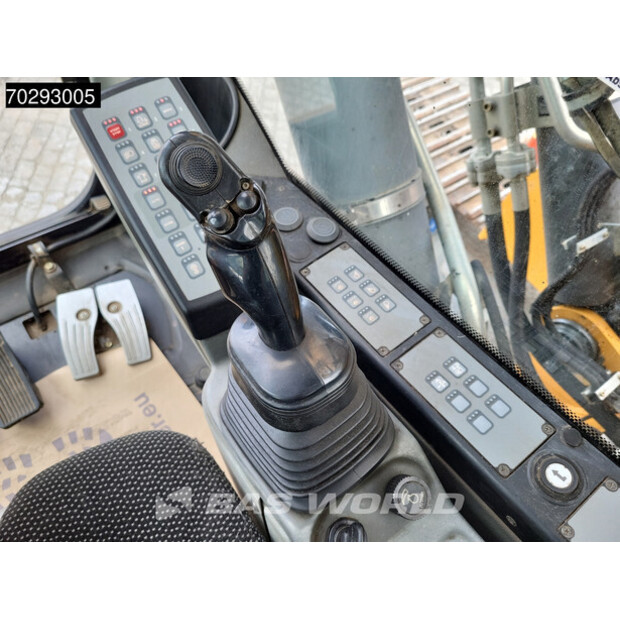 2017 ليبهير R926 LC-42103062