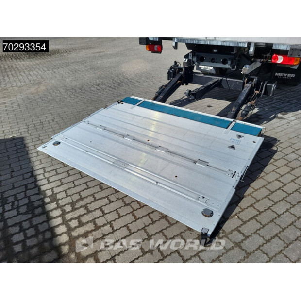 2017 DAF LF 260-42103296