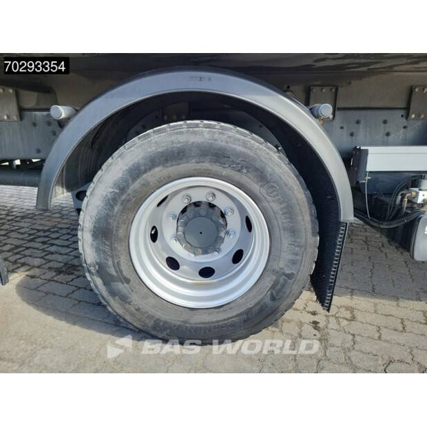 2017 DAF LF 260-42103304