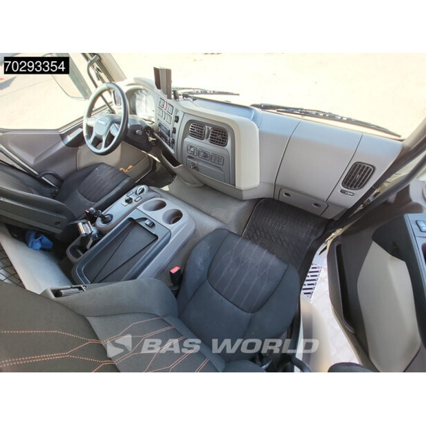 2017 DAF LF 260-42103305