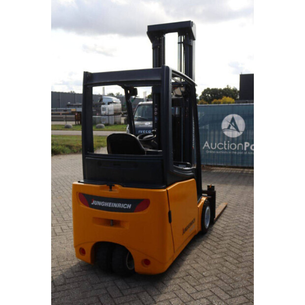 2012 Jungheinrich EFG 220-42103325