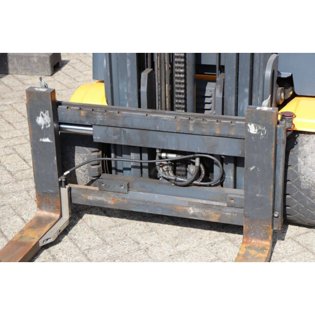 2012 Jungheinrich EFG 220-42103330