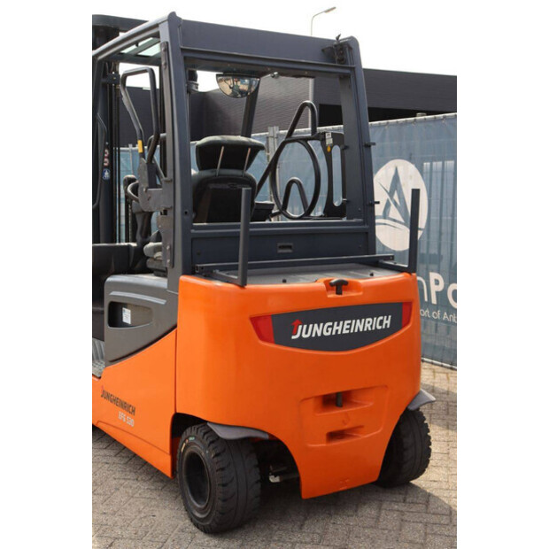2014 Jungheinrich EFG S30-42103516