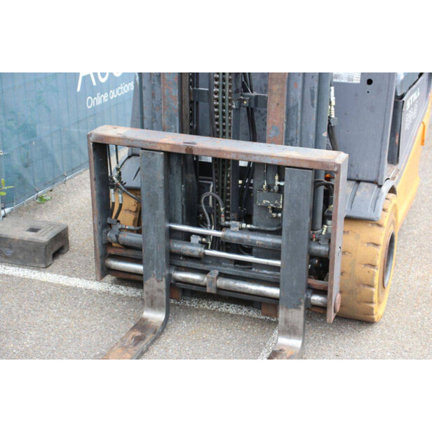 2006 Still R60-25-42103775