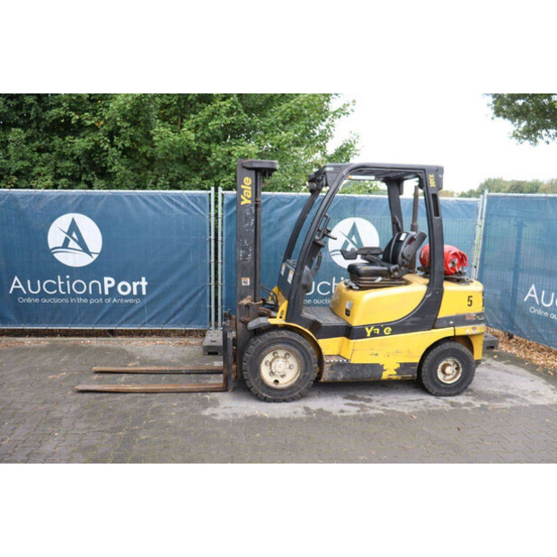 2007 يال GLP30-42103871