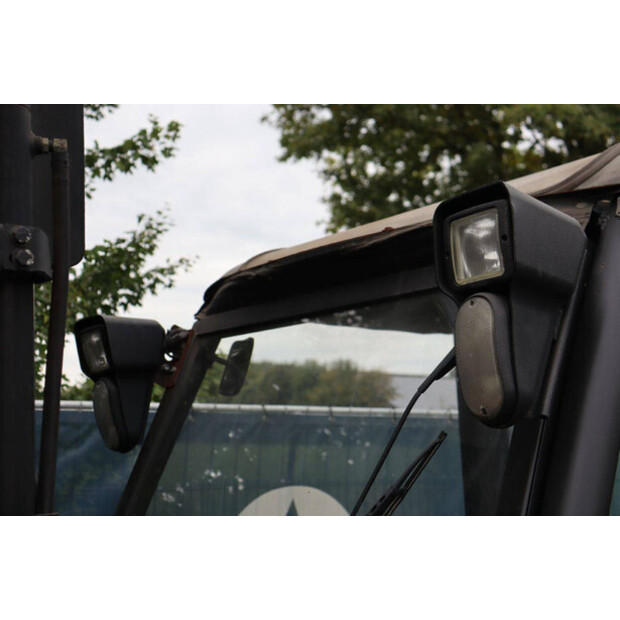2006 يال GLP55MJ-42103934