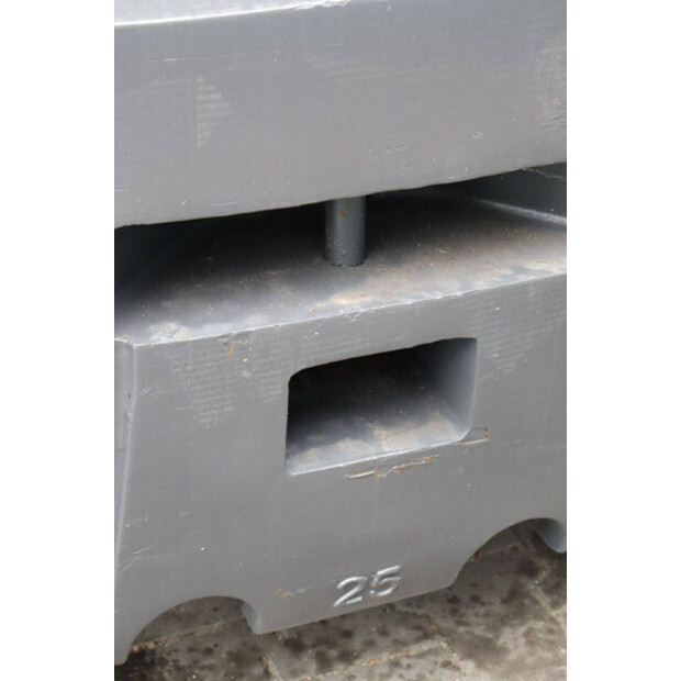 2021 TCM FG25-42104052