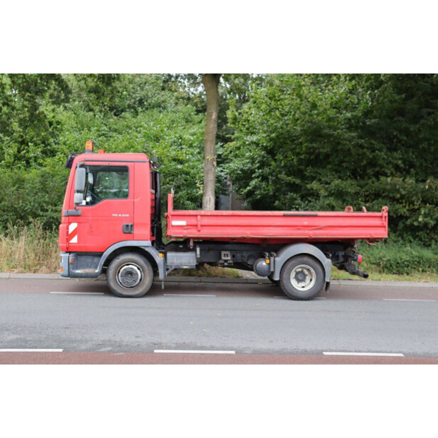 2009 مان TGL 8.220-42104387