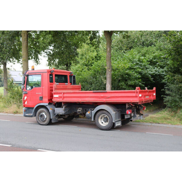 2009 مان TGL 8.220-42104388