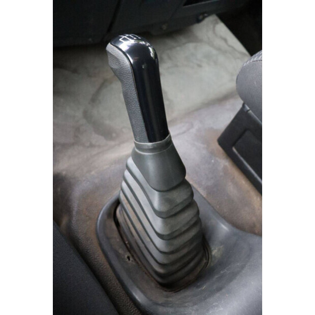 2009 مان TGL 8.220-42104410
