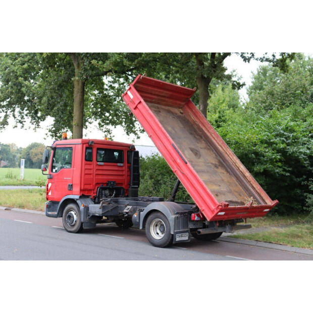 2009 مان TGL 8.220-42104423