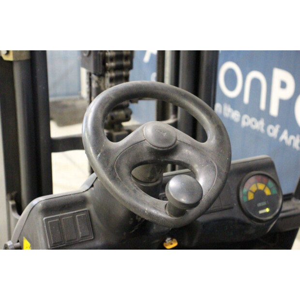 2000 ليندي E16C-02-42104524