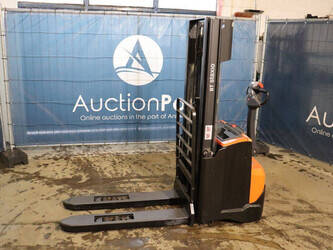Image for PALLET STACKER 2014 Toyota SWE140L