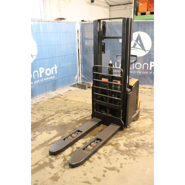 2014 Toyota BT SWE140L-42104779