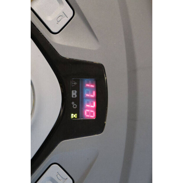 2022 Toyota SWE200D-42104847