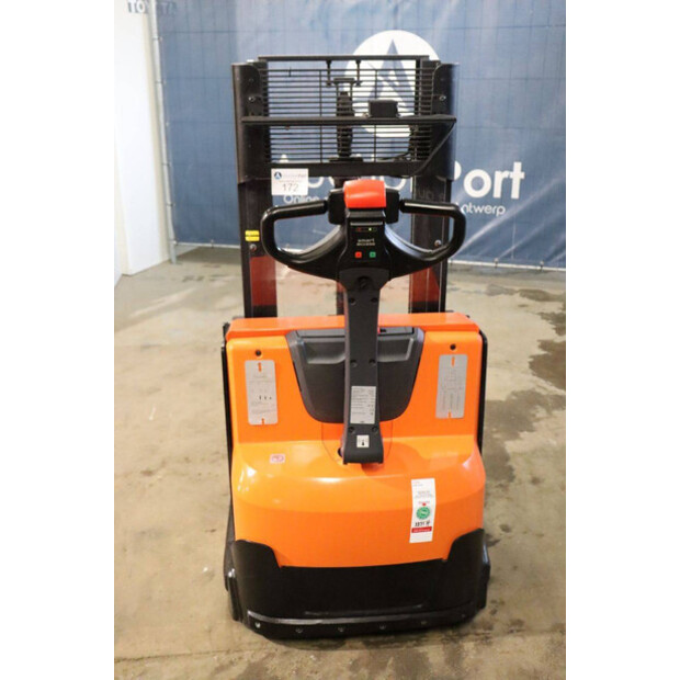 2020 Toyota SWE200D-42104858