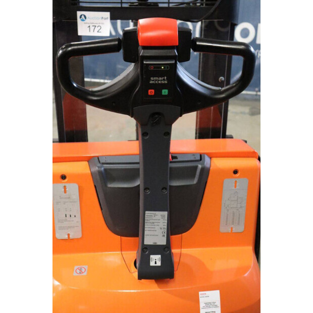 2020 Toyota SWE200D-42104868