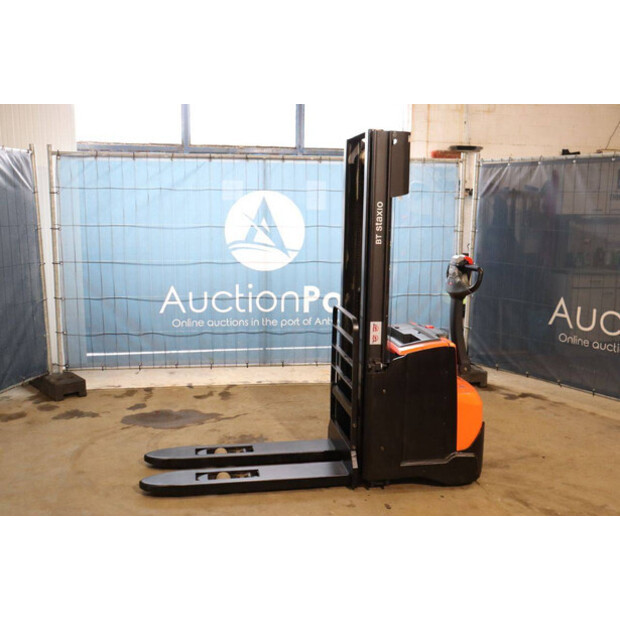 2014 تويوتا SWE140L-42104884