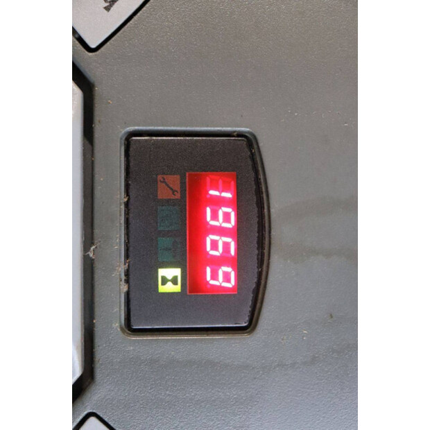 2014 تويوتا SWE140L-42104904