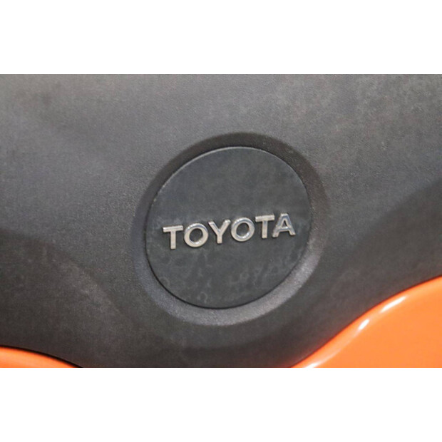 2017 Toyota SPE120L-42104981
