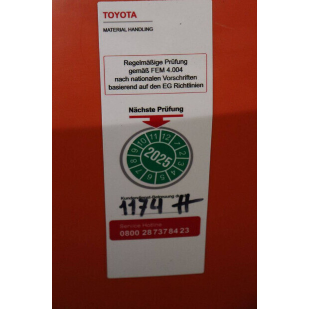 2018 Toyota SWE120-42105012