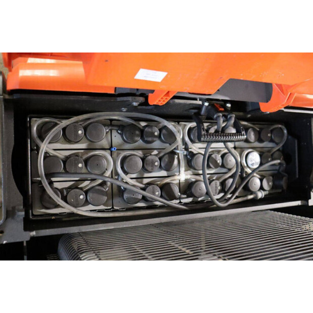 2018 Toyota SWE120-42105015