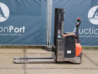 Image for PALLET STACKER 2016 BT SWE200D