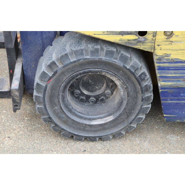 1996 كوماتسو FB15M 3-42105246