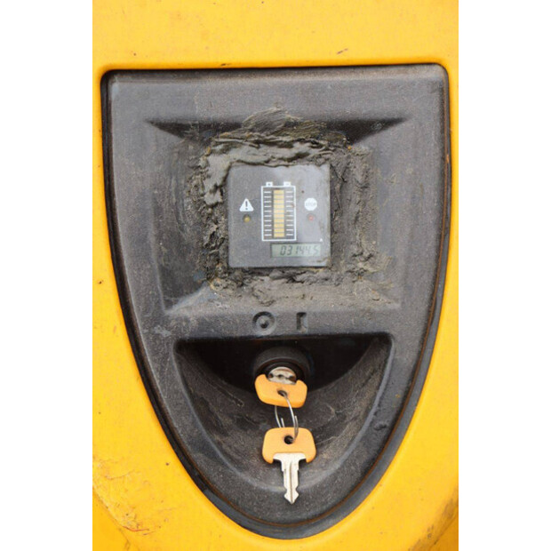 2002 Jungheinrich EJC12-42105367