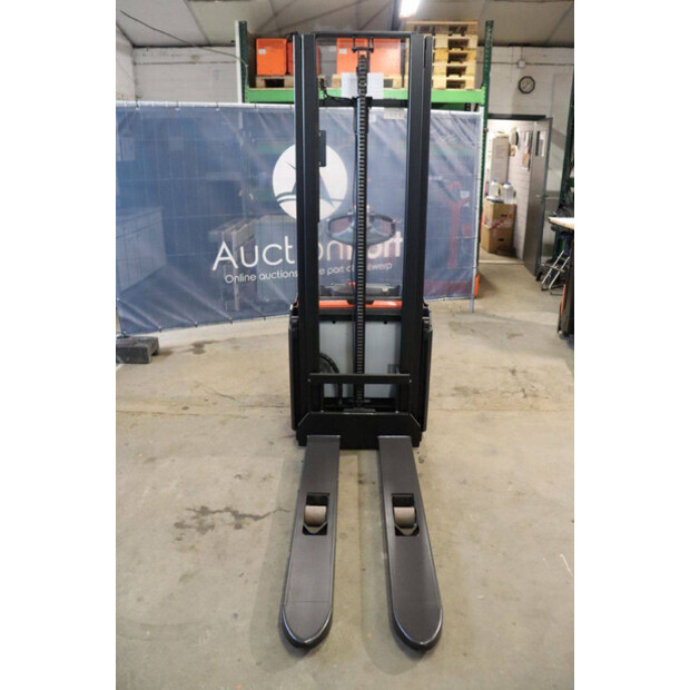 2019 Toyota SWE 100-42105494