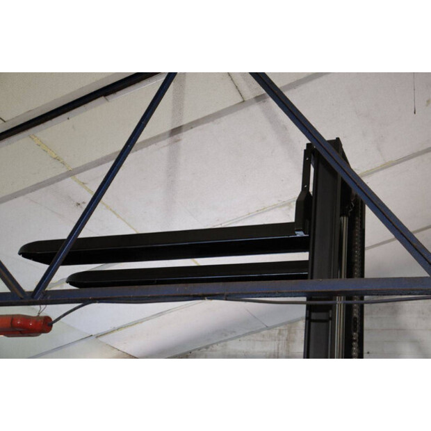 2019 Toyota SWE 100-42105514