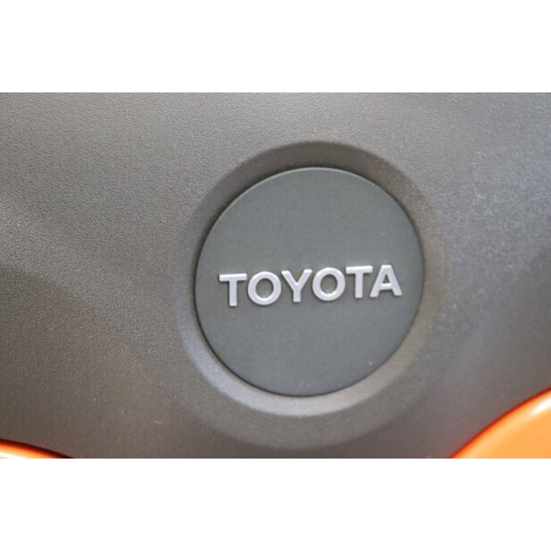 2021 Toyota SPE200D-42105534