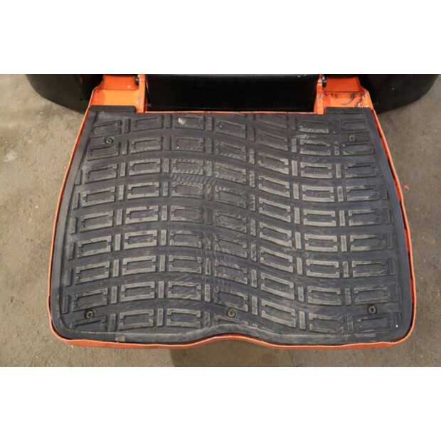 2017 Toyota SPE120-42105593