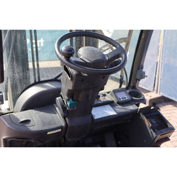 2012 Toyota 52-8FDJF35-42105634