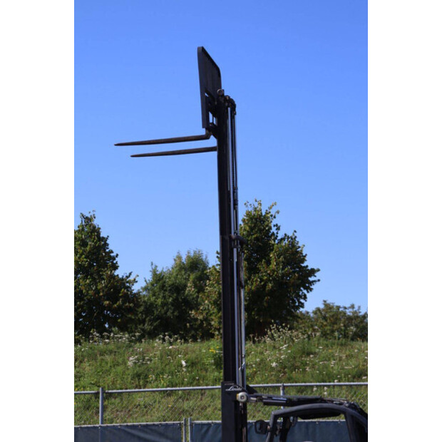 2017 Linde H25D-02-42105706