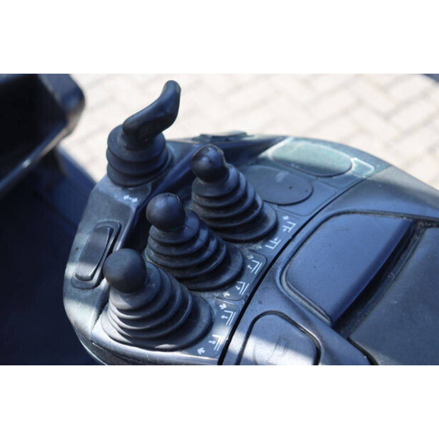 2017 Linde H25D-02-42105775
