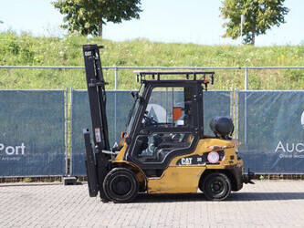 Image for FORKLIFTS Caterpillar 30 for Sale in Belgium