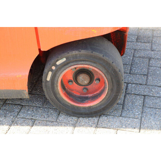 2017 Linde E30H-01-42105829
