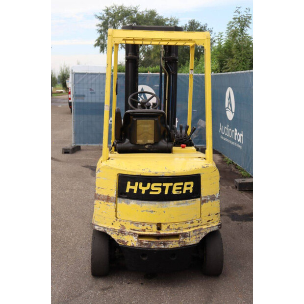 2002 هايستر J2.50XM-717-42106162