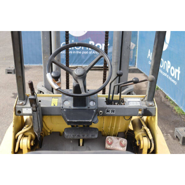 1993 Hyster H4.00XL-5-42106211